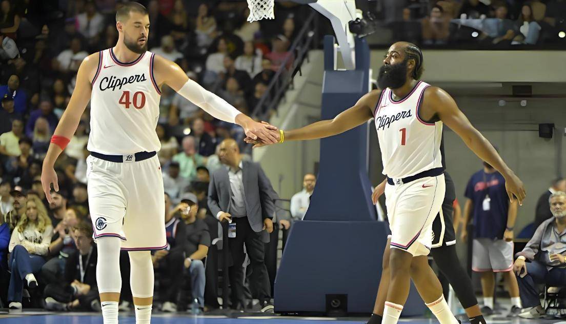 从17胜4负到一夜重建！快船连送哈登祖巴茨，伦纳德结局已有答案