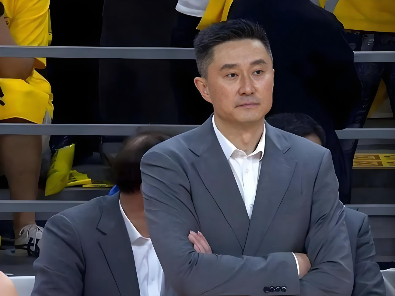 加拿大28预测-出场38分钟，5中1，仅得2分！球迷：杜锋任人唯亲？
